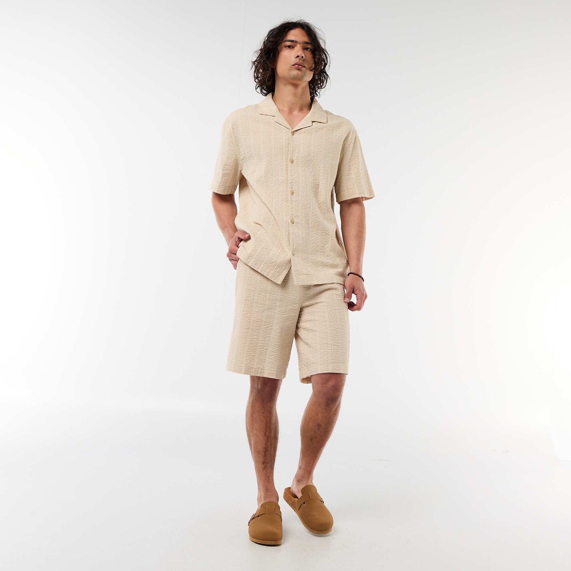 Bermuda en matière type crépon BEIGE