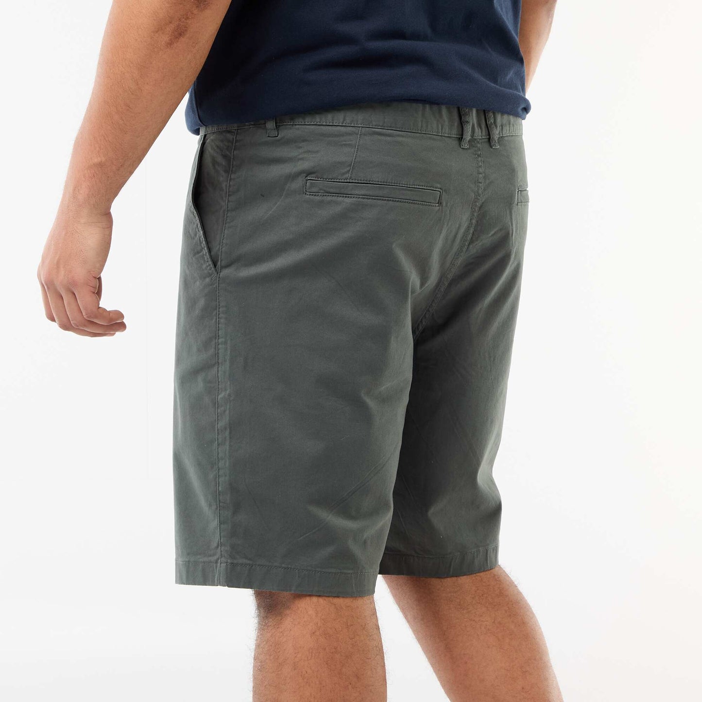 Bermuda chino en twill VERT