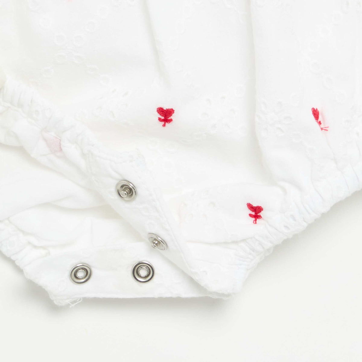 Barboteuse sans manches avec broderies BEIGE