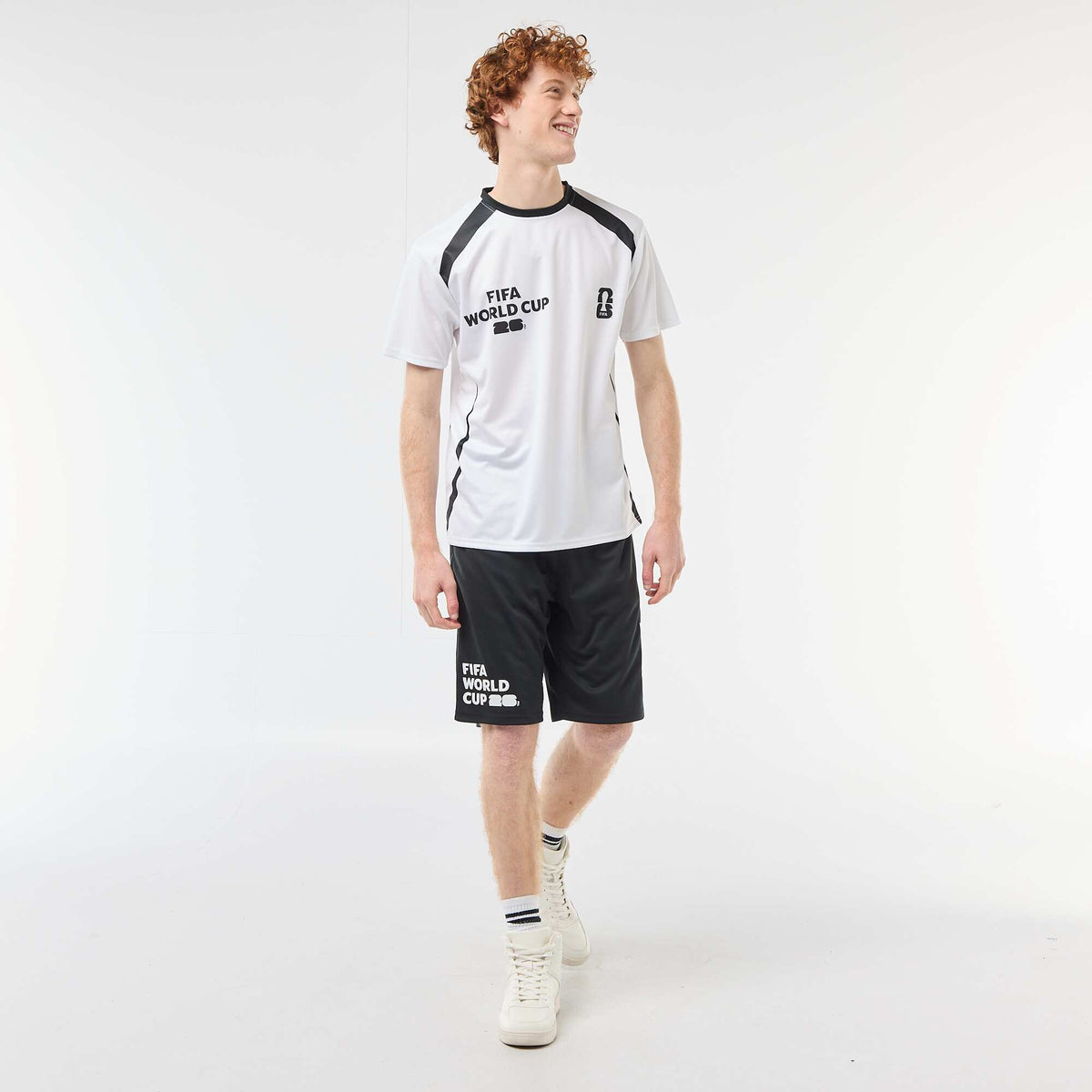 T-shirts sous licence officielle de La Coupe du Monde de la FIFA 26™ BLANC