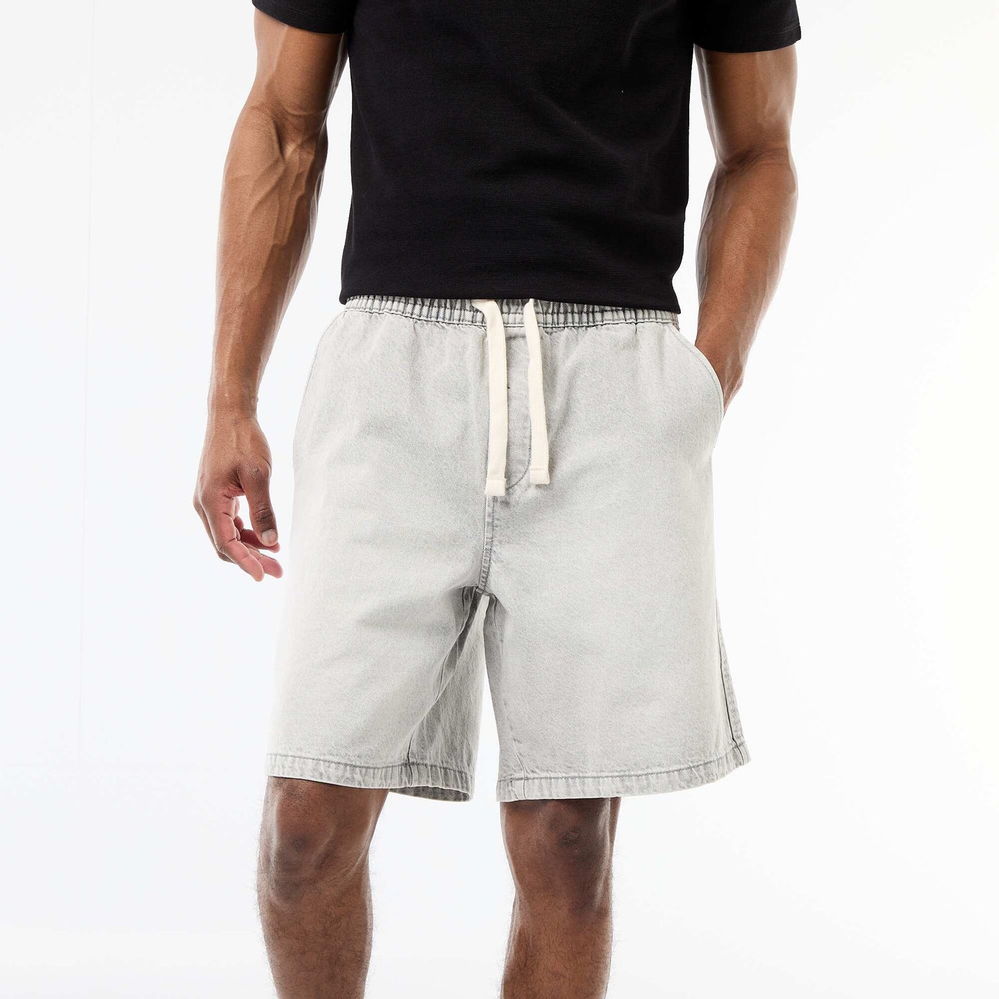Bermuda en jean avec taille élastiquée GRIS