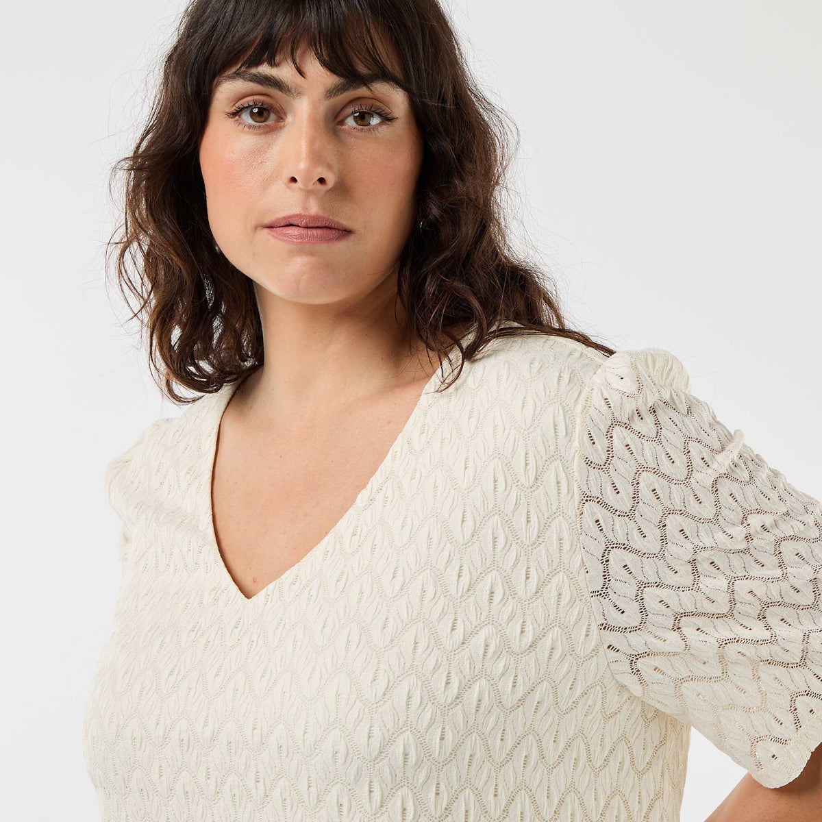 Tee-shirt en dentelle ajourée BEIGE