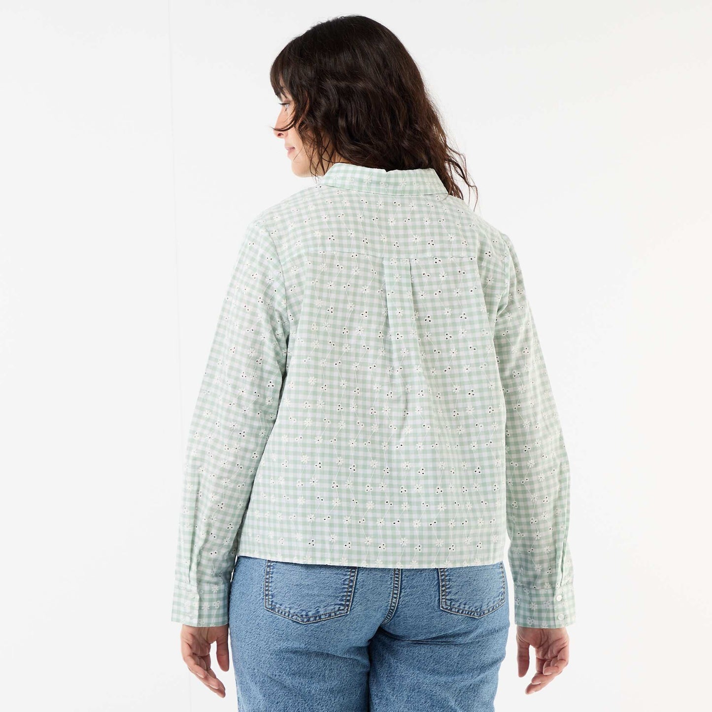 Chemise avec broderie anglaise et détails ondulés VERT à CARREAUX