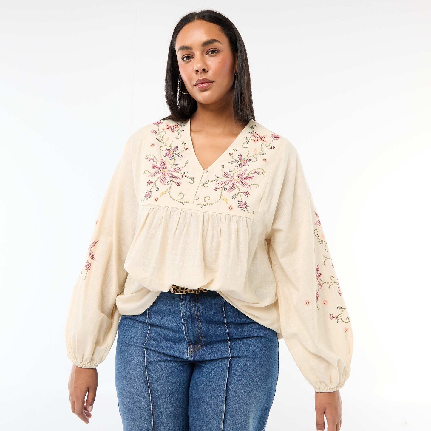 Blouse brodée à fleurs BEIGE