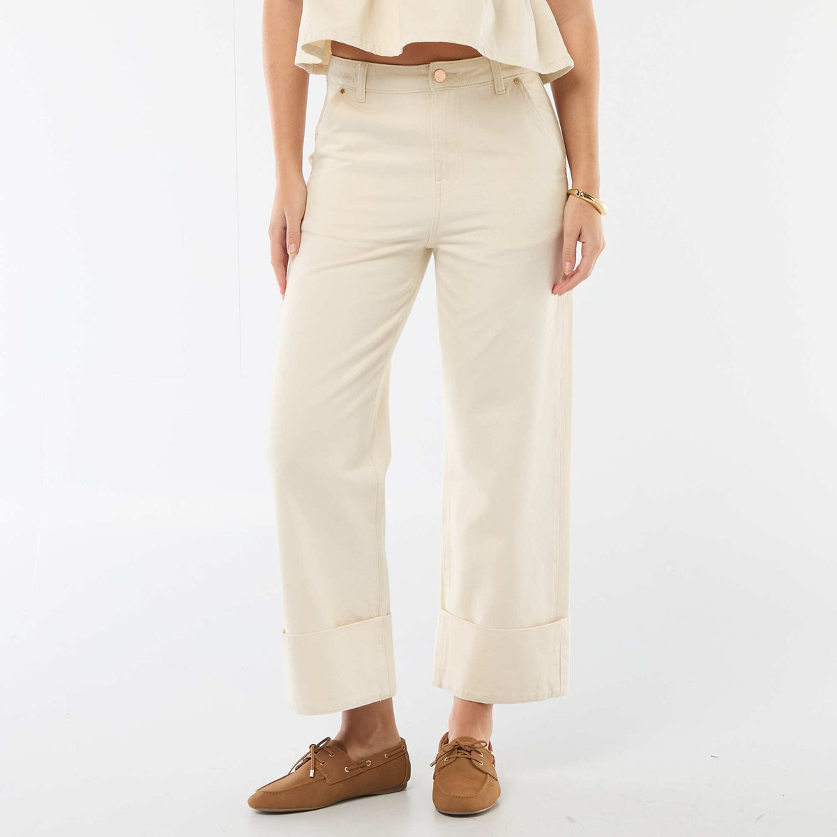 Jean taille haute avec revers en bas BEIGE