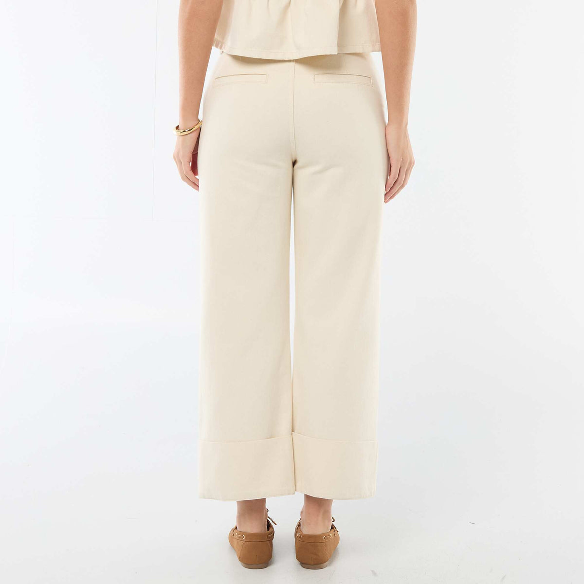 Jean taille haute avec revers en bas BEIGE