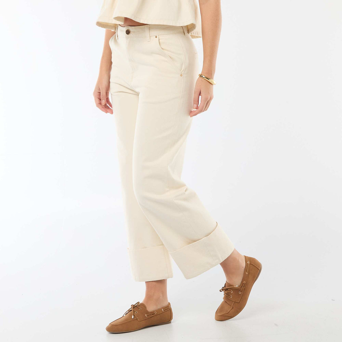 Jean taille haute avec revers en bas BEIGE