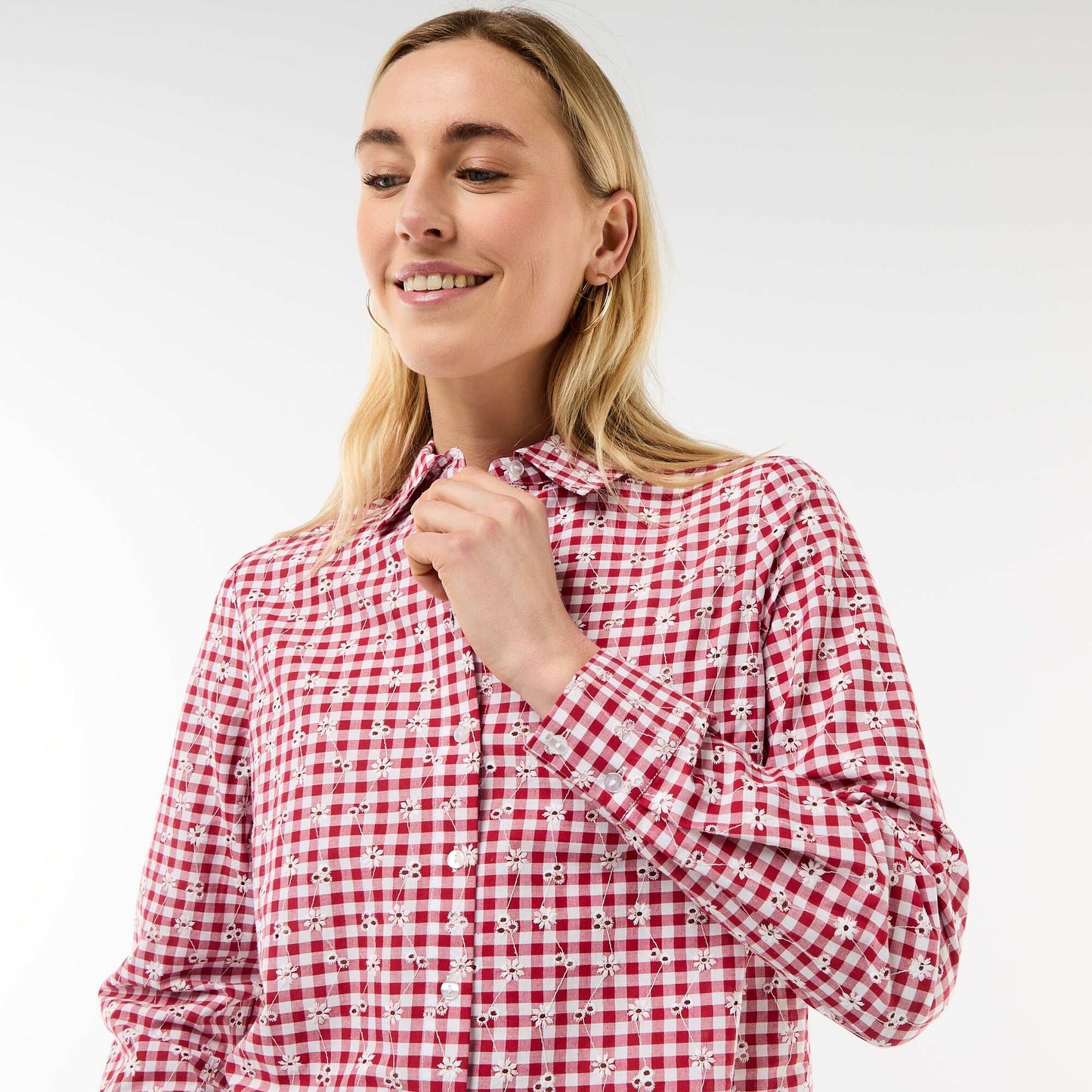 Chemise avec broderies all over ROUGE