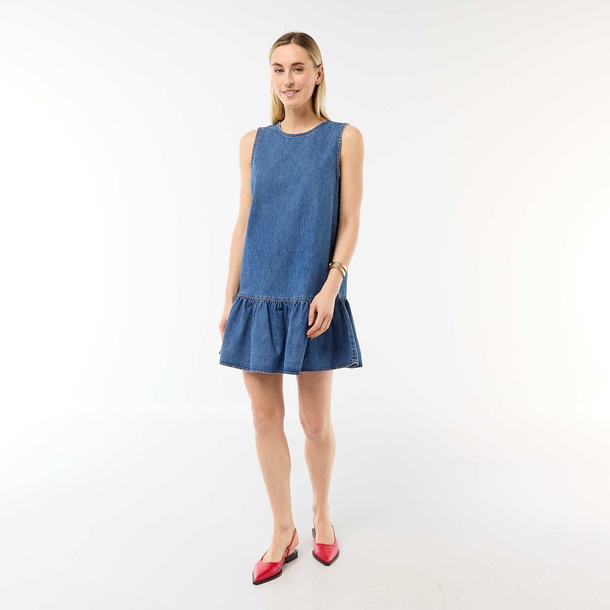 Robe denim sans manches à base volantée BLEU