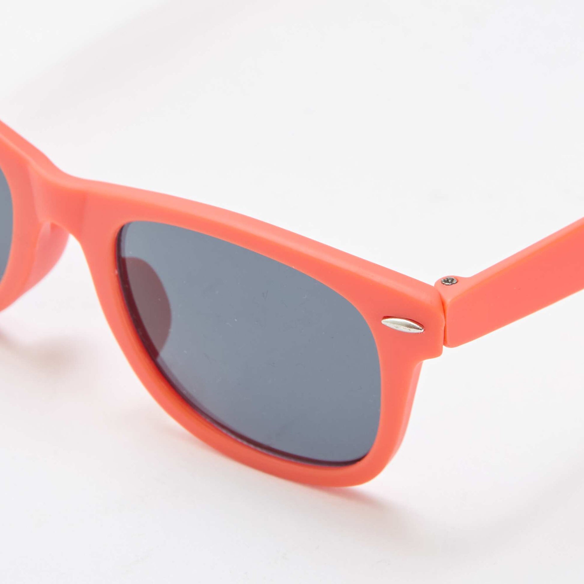 Paire de lunette de soleil classique unie ORANGE