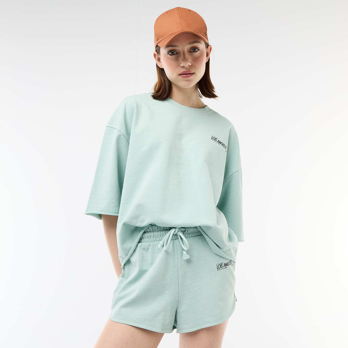 Tee-shirt oversize avec inscription BLEU