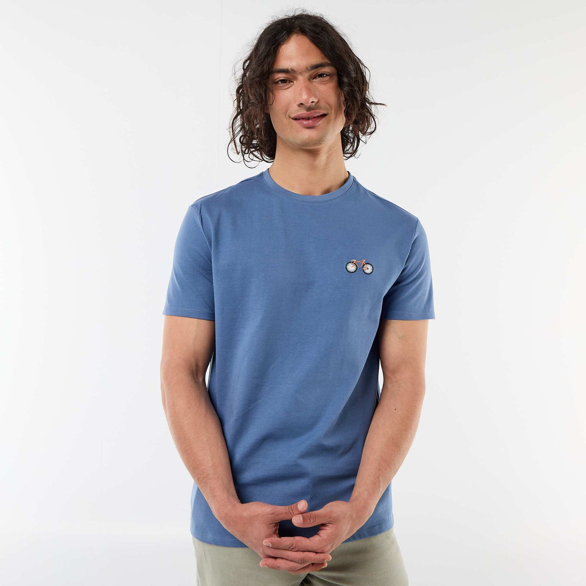 T-shirt uni à manches courtes avec broderie BLEU