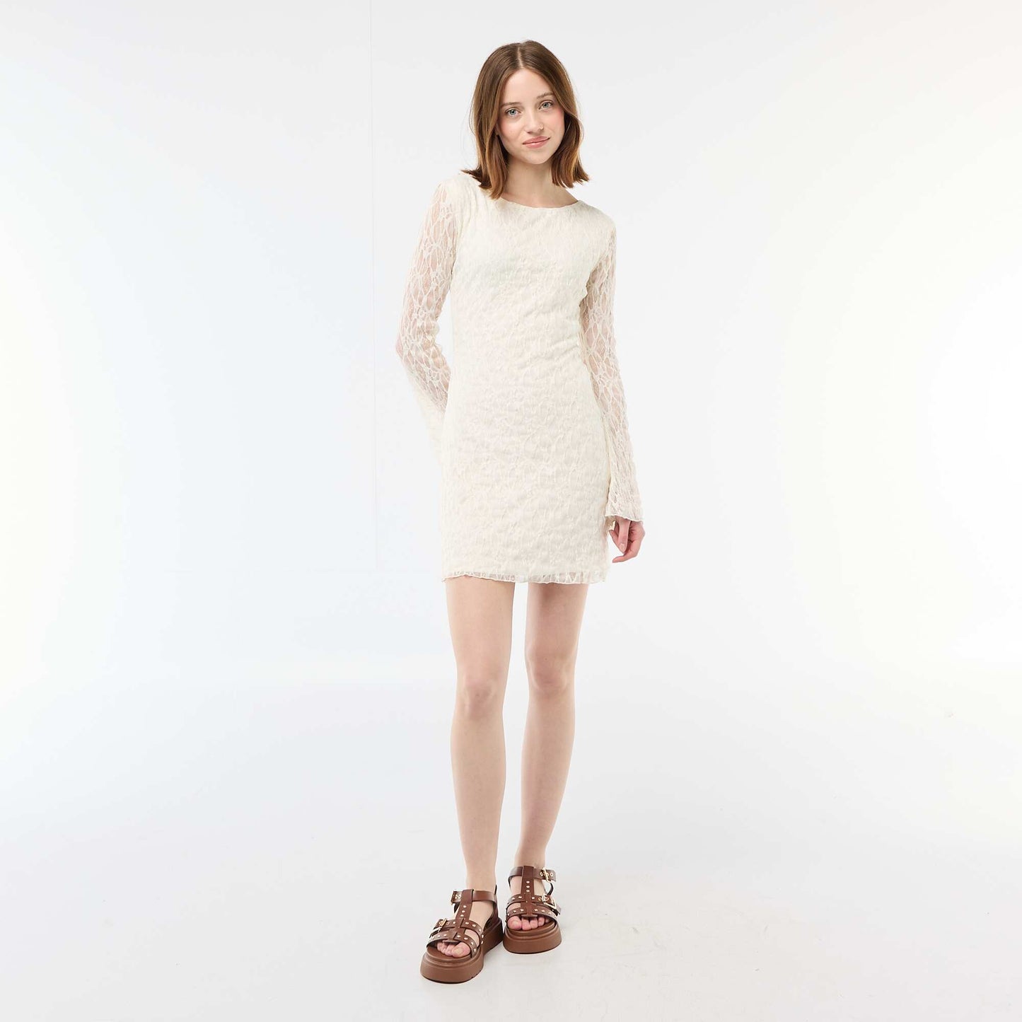 Robe en dentelle à manches pagode BEIGE