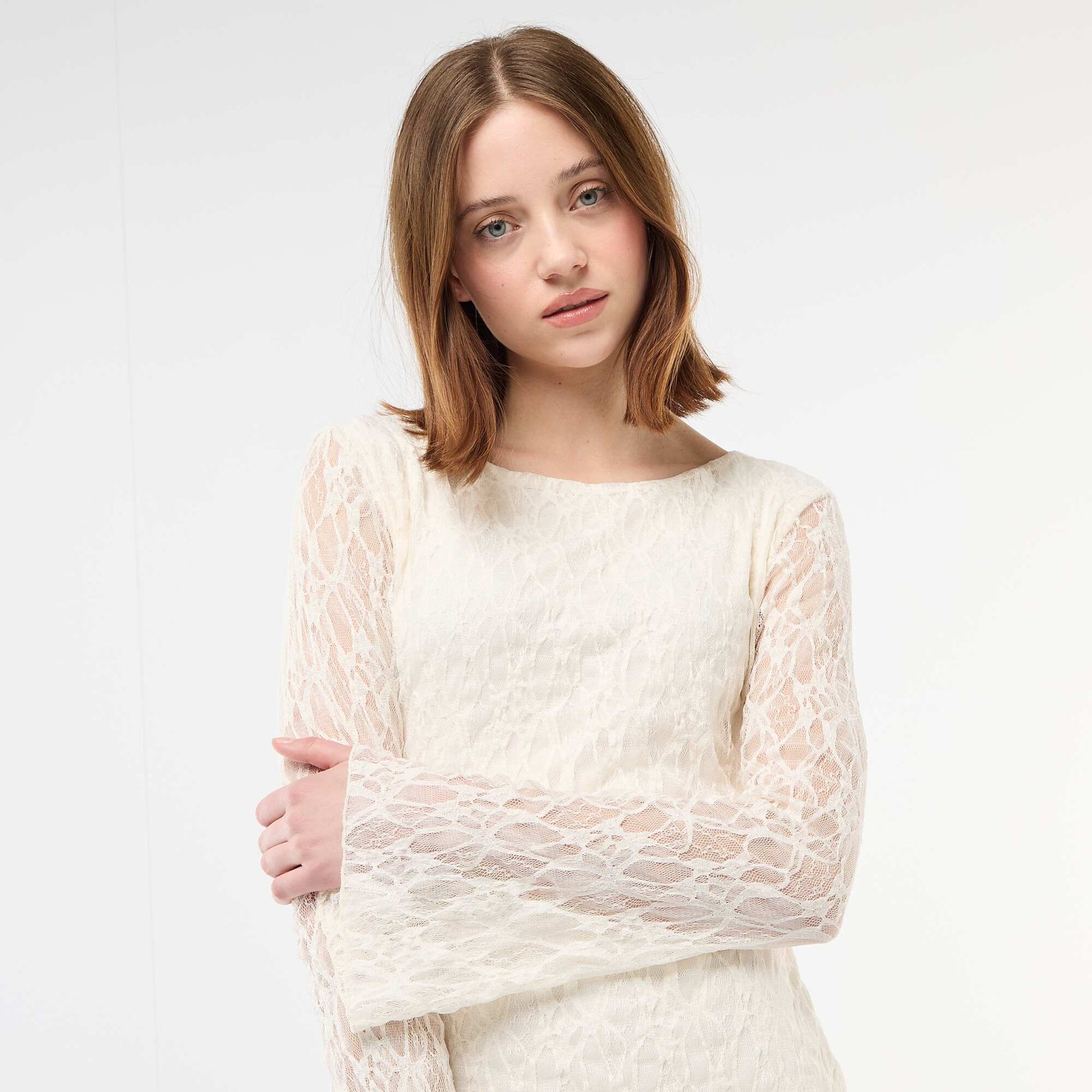 Robe en dentelle à manches pagode BEIGE
