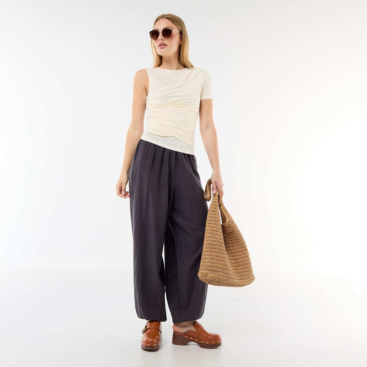 Tee-shirt asymétrique avec drapé épaule ECRU