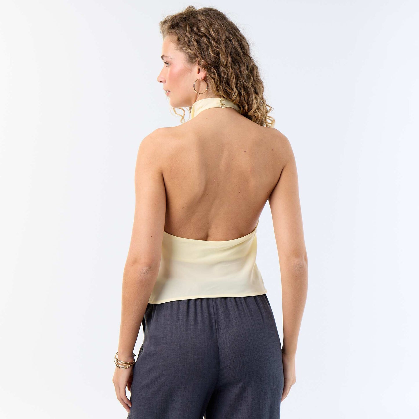 Top stretch asymétrique matière satinée JAUNE
