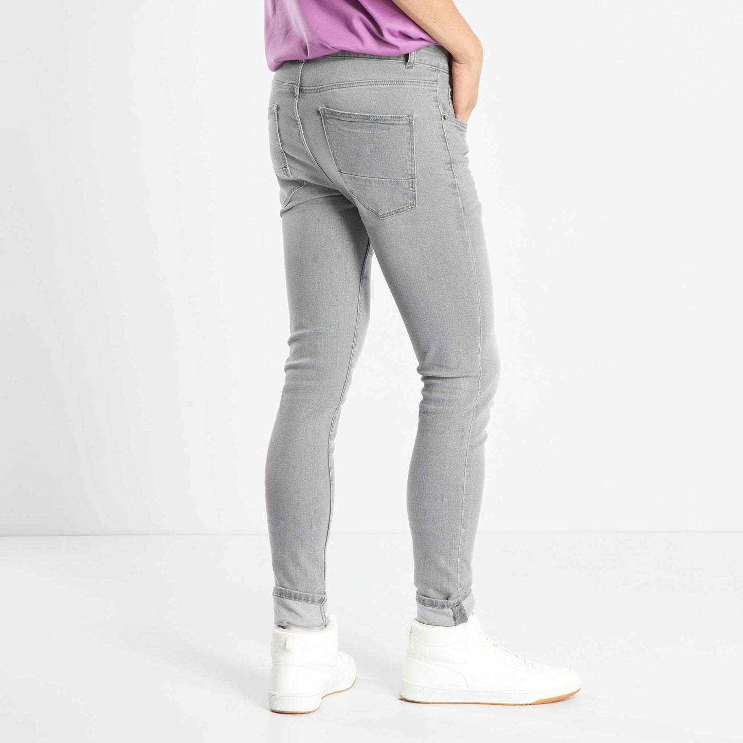 Jean skinny à 5 poches gris