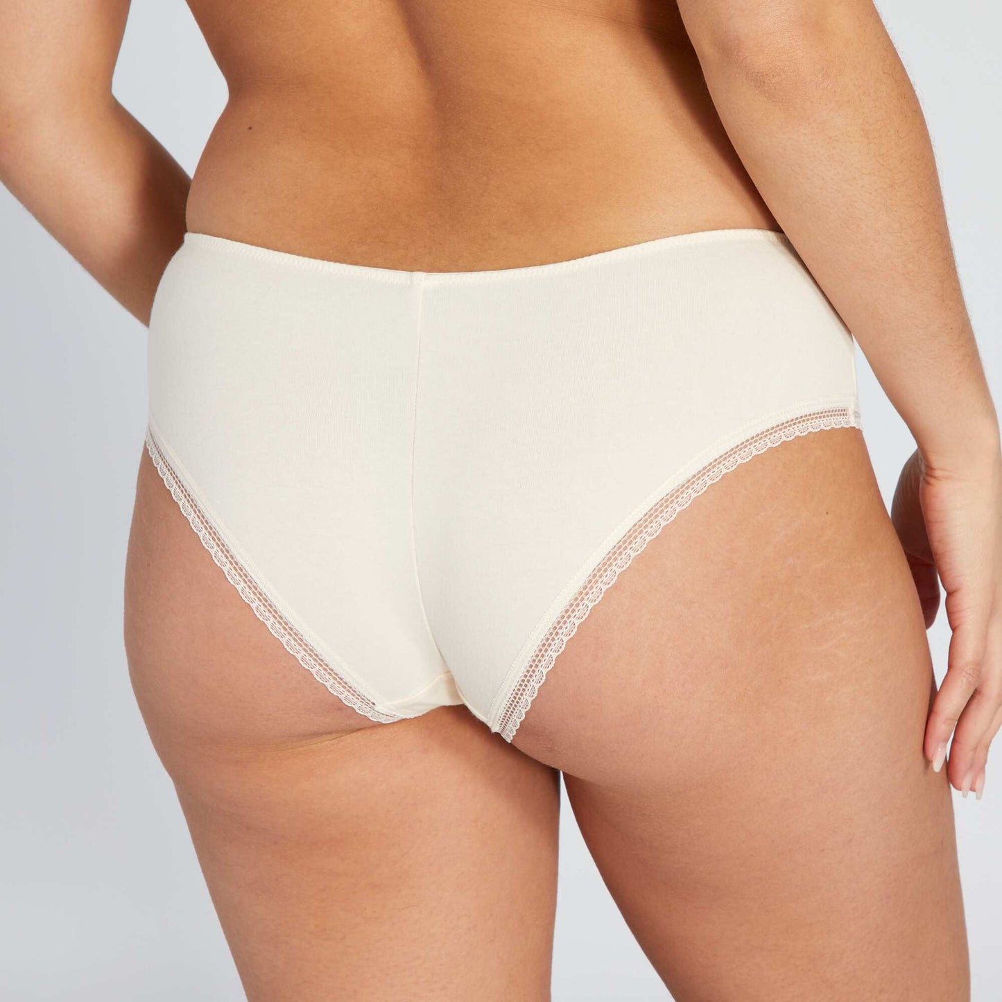 Shorty coton galons dentelle beige